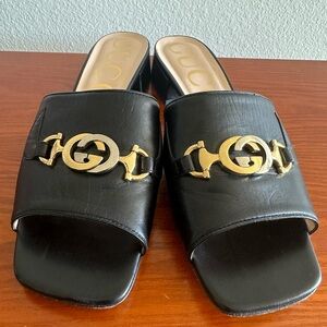 Pre owned Gucci Zumi blk leather sandal flats size 37.5